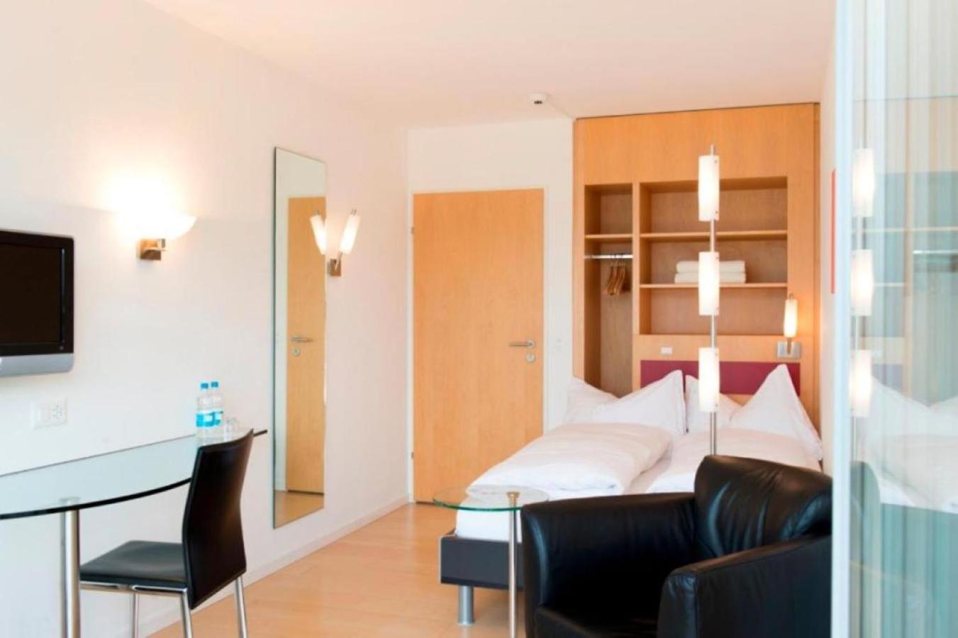 Hotel Seaside Spiez Δωμάτιο φωτογραφία